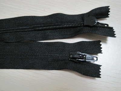 【廠家供應8#尼龍拉鏈/反穿拉鏈/尼龍拉鏈批發/現貨拉鏈】價格,廠家,圖片,拉鏈,義烏市麗錦電子商務商行-